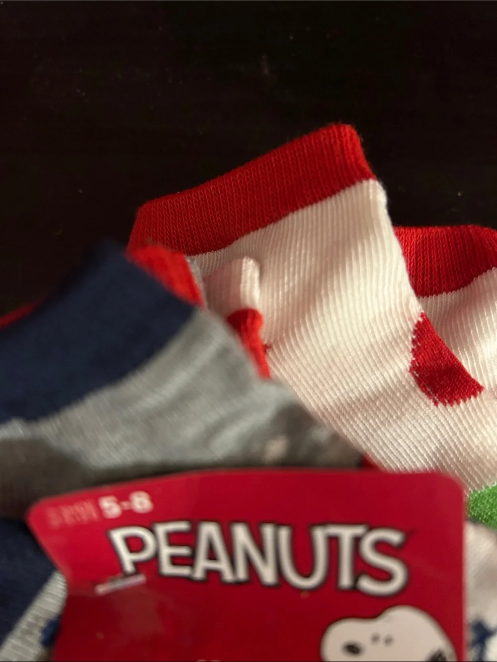 NWT Peanuts Set of Grey & Red Snoopy Holiday Ankle Socks - 8 Pack